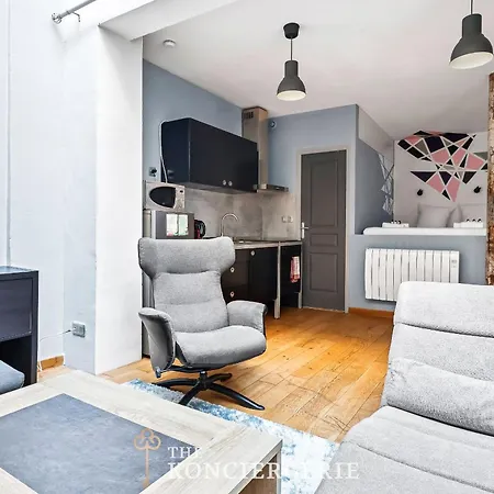 Apartment Design & Confortable Avec Terasse