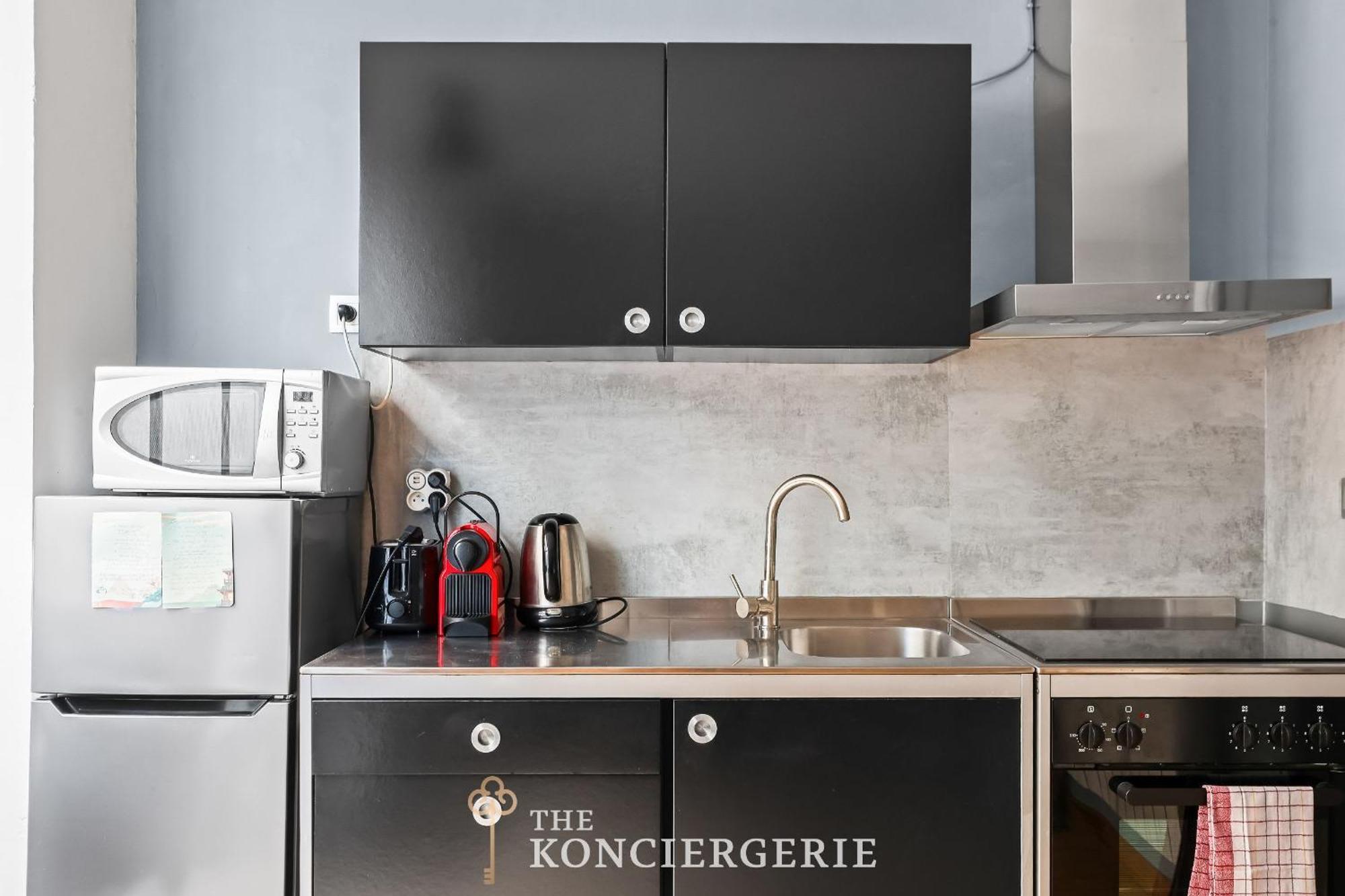 Design & Confortable Avec Terasse Parigi
